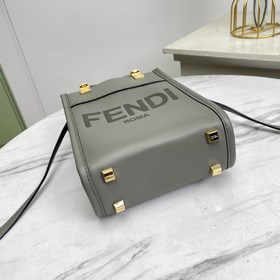 Название： Мини-сумка FENDI. Качество： высший сорт. Модель： 8873. 