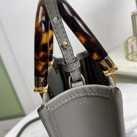 Название： Мини-сумка FENDI. Качество： высший сорт. Модель： 8873. 