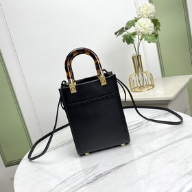 Название： Мини-сумка FENDI. Качество： высший сорт. Модель： 8873. 