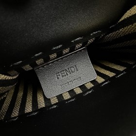 Название： Мини-сумка FENDI. Качество： высший сорт. Модель： 8873. 