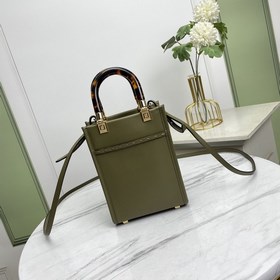 Название： Мини-сумка FENDI Качество： высший сорт, оригинал Модель