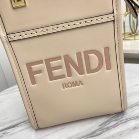 Название： Мини-сумка FENDI. Качество： высший сорт. Модель： 8873. 