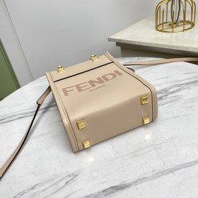 Название： Мини-сумка FENDI. Качество： высший сорт. Модель： 8873. 