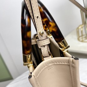 Название： Мини-сумка FENDI. Качество： высший сорт. Модель： 8873. 
