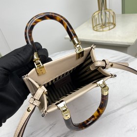 Название： Мини-сумка FENDI. Качество： высший сорт. Модель： 8873. 