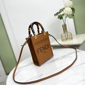 Название： Мини-сумка FENDI. Качество： высший сорт. Модель： 8873. 