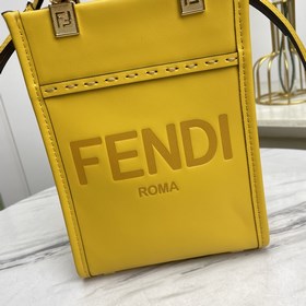 Название： Мини-сумка FENDI. Качество： высший сорт. Модель： 8873. 