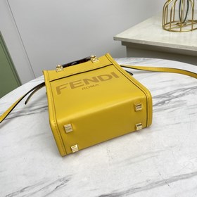 Название： Мини-сумка FENDI. Качество： высший сорт. Модель： 8873. 