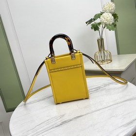 Название： Мини-сумка FENDI. Качество： высший сорт. Модель： 8873. 