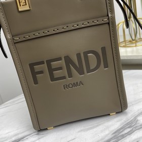 Название： Мини-сумка FENDI. Качество： высший сорт. Модель： 8873. 