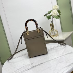 Название： Мини-сумка FENDI. Качество： высший сорт. Модель： 8873. 