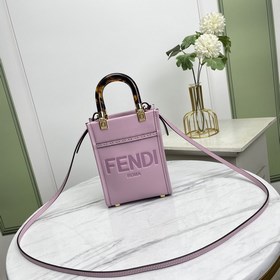 Название： Мини-сумка FENDI. Качество： высший сорт. Модель： 8873.