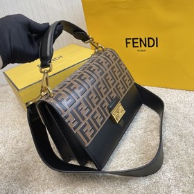Название： FENDI Kan I Качество： качество оригинального заказа Мод