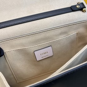 Название： FENDI Kan I Качество： качество оригинального заказа Мод