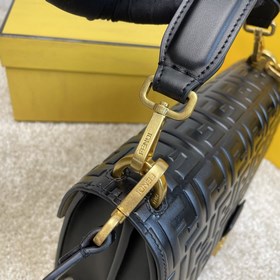 Название： FENDI Kan I Качество： качество оригинального заказа Мод
