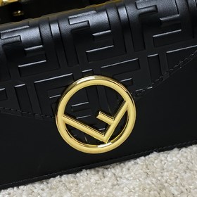 Название： Поясная сумка Fendi Качество： оригинал Модель： 8805 Цве