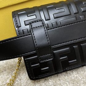 Название： Поясная сумка Fendi Качество： оригинал Модель： 8805 Цве