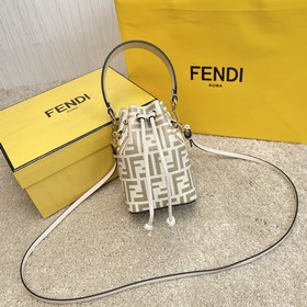 Название： FENDI Mon Tresor сумка-бакет Качество： оригинал Модель：