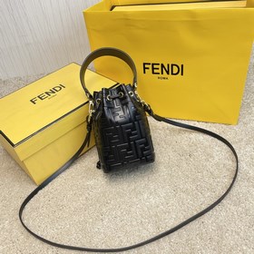 Название： FENDI Mon Tresor сумка-бакет Качество： оригинал Модель：