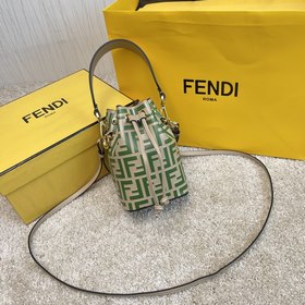 Название： FENDI Mon Tresor сумка-бакет Качество： оригинал Модель：