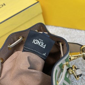 Название： FENDI Mon Tresor сумка-бакет Качество： оригинал Модель：