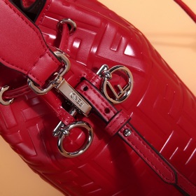 Название： FENDI Mon Tresor сумка-бакет Качество： оригинал Модель：