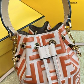 Название： FENDI Mon Tresor сумка-бакет Качество： оригинал Модель：
