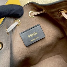 Название： FENDI Mon Tresor сумка-бакет Качество： оригинал Модель：