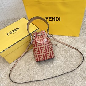 Название： FENDI Mon Tresor сумка-бакет Качество： оригинал Модель：