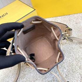 Название： FENDI Mon Tresor сумка-бакет Качество： оригинал Модель：