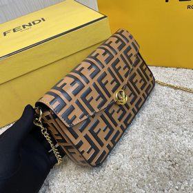 Название： Кожаный бумажник Fendi из трех предметов Качество： ориг