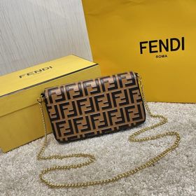 Название： Кожаный бумажник Fendi из трех предметов Качество： ориг