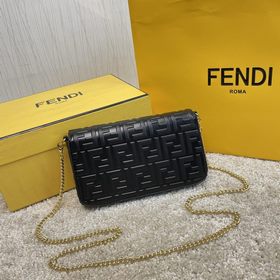 Название： Кожаный бумажник Fendi из трех предметов Качество： ориг
