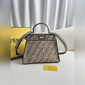 Серый eekaboo ISeeU маленькая сумка, изготовлена из кожи с зернис