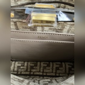 Серый eekaboo ISeeU маленькая сумка, изготовлена из кожи с зернис