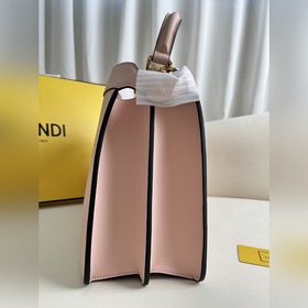 Большой розовый eekaboo ISeeU сумка Кожаная сумка Подробнее Культ