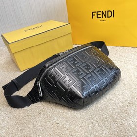 Название： Поясная сумка Fendi Качество： оригинал Модель： 8882 Цве