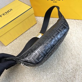 Название： Поясная сумка Fendi Качество： оригинал Модель： 8882 Цве