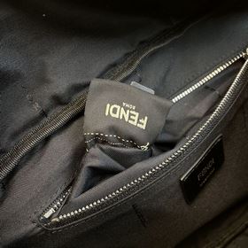 Название： Поясная сумка Fendi Качество： оригинал Модель： 8882 Цве