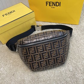 Название： Поясная сумка Fendi Качество： оригинал Модель： 8882 Цве