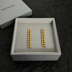 [1311820130] Balenciaga Серьги-гвоздики, лаконичные и элегантные,