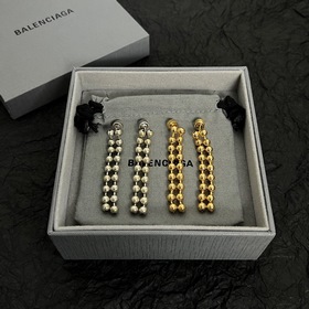 [1311820130] Balenciaga Серьги-гвоздики, лаконичные и элегантные,
