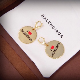 Оригинальный товар, новая модель. Balenciaga, новая модель сереже