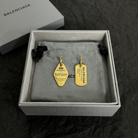 Balenciaga серьги, лаконичные и элегантные, изготовлены из высоко