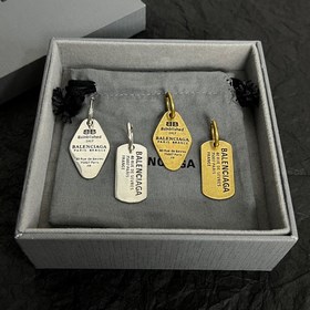 Balenciaga серьги, лаконичные и элегантные, изготовлены из высоко