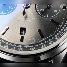 Новинка J5 BL Новый хронограф Breitling B01 серии Premier имеет о