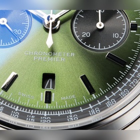 Новинка J5 BL Новый хронограф Breitling B01 серии Premier имеет о