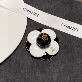 Chanel  CHANEL Маленький Chanel Новая коллекция в магазинах. Бро