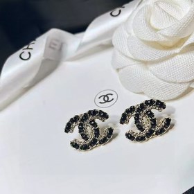 Chanel ZP-модель Маленькие Chanel CHANEL Сережки-гвоздики с букв