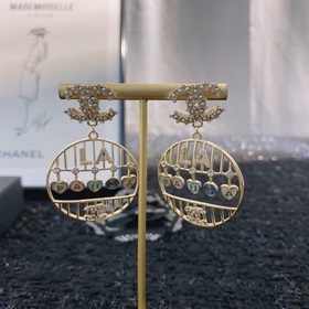 Код E032 0976985 [Chanel] Классическая популярная модель Chanel 